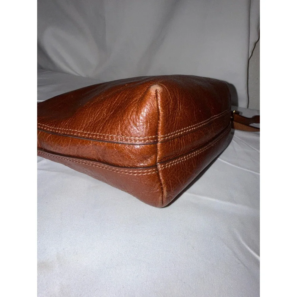 Fossil Brown Pebbled Leather Small Crossbody Bag Brass Hardware Key Charm